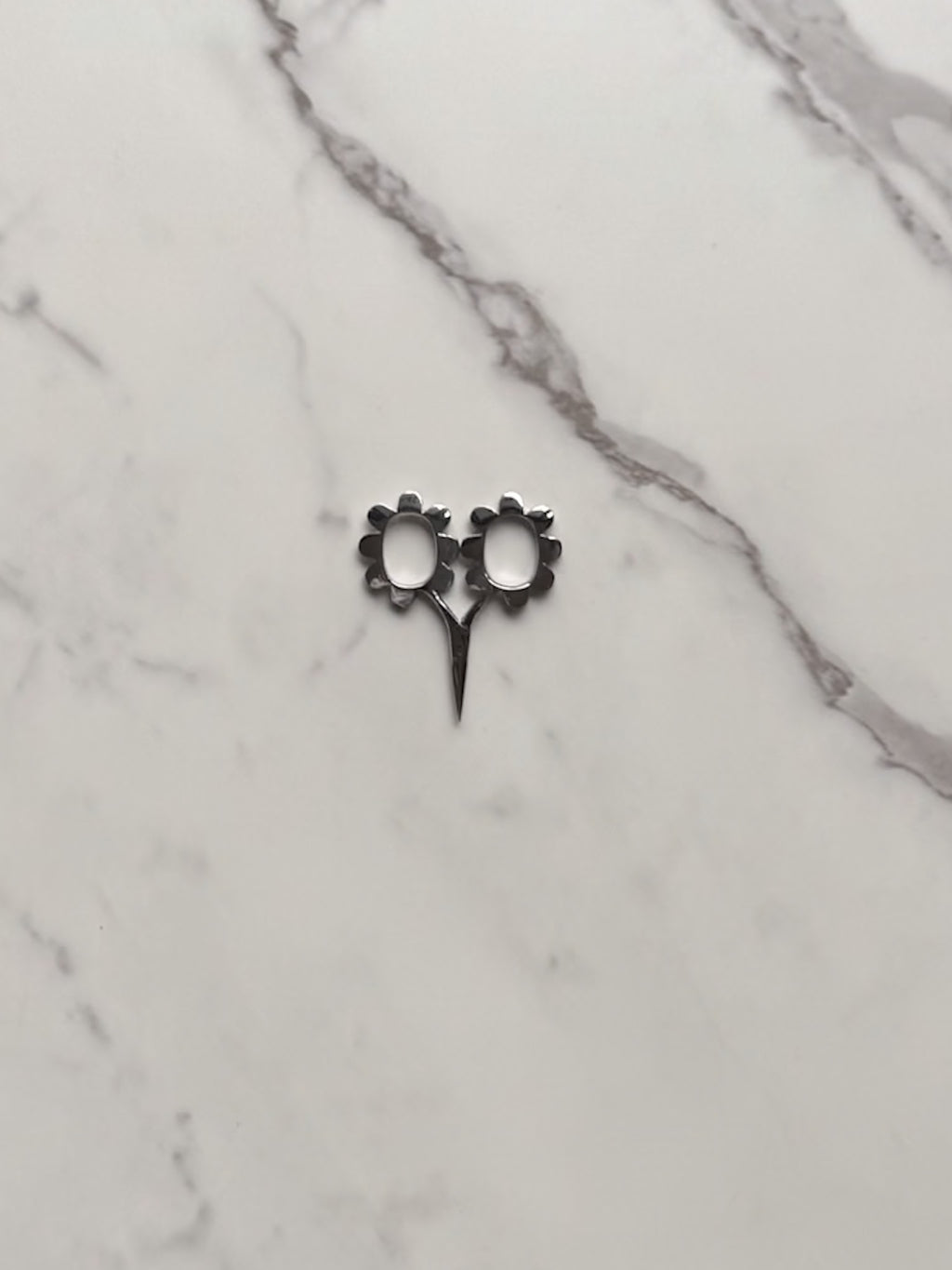 Flower Power Scissors | Silver