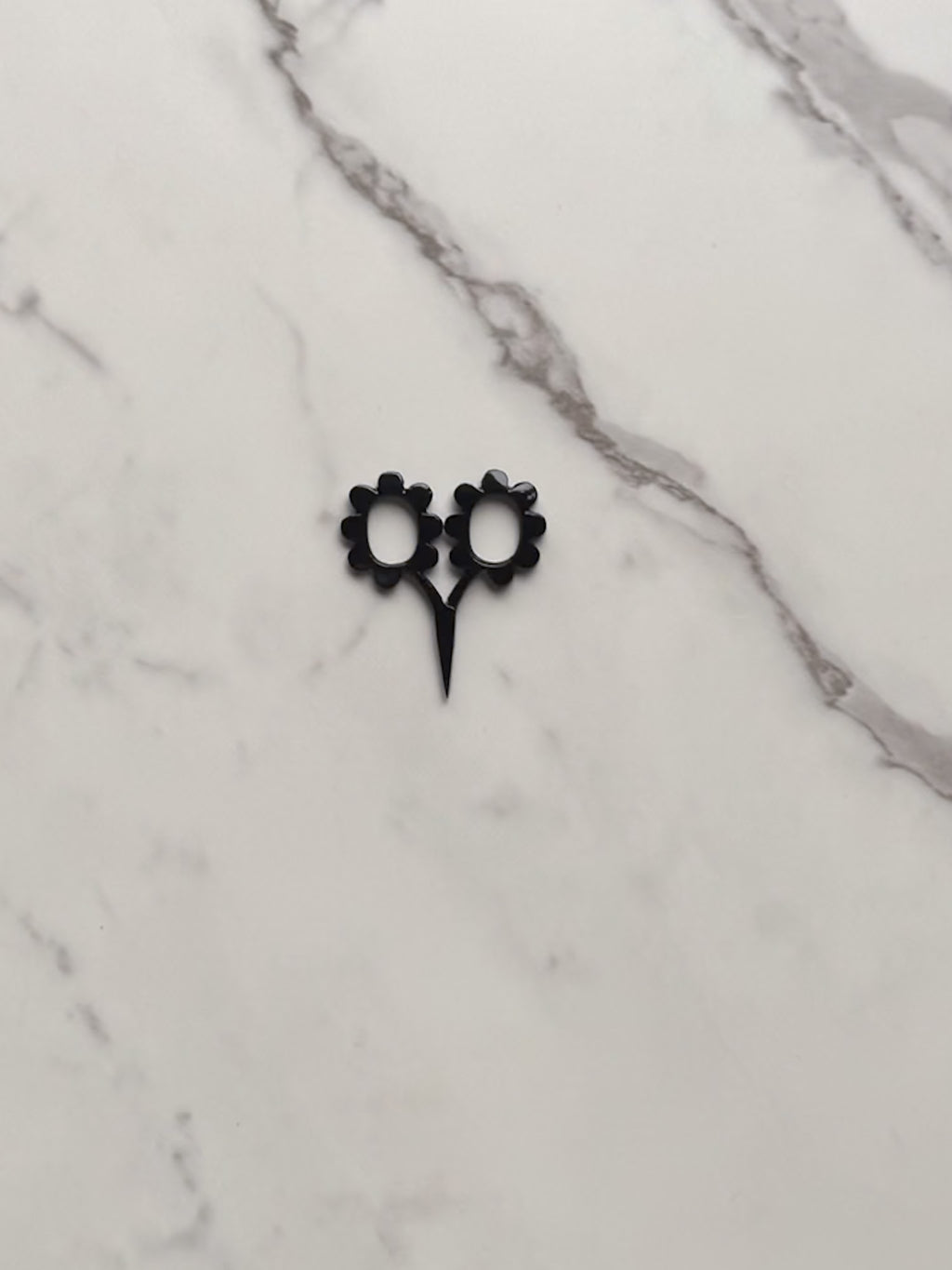 Flower Power Scissors | Black